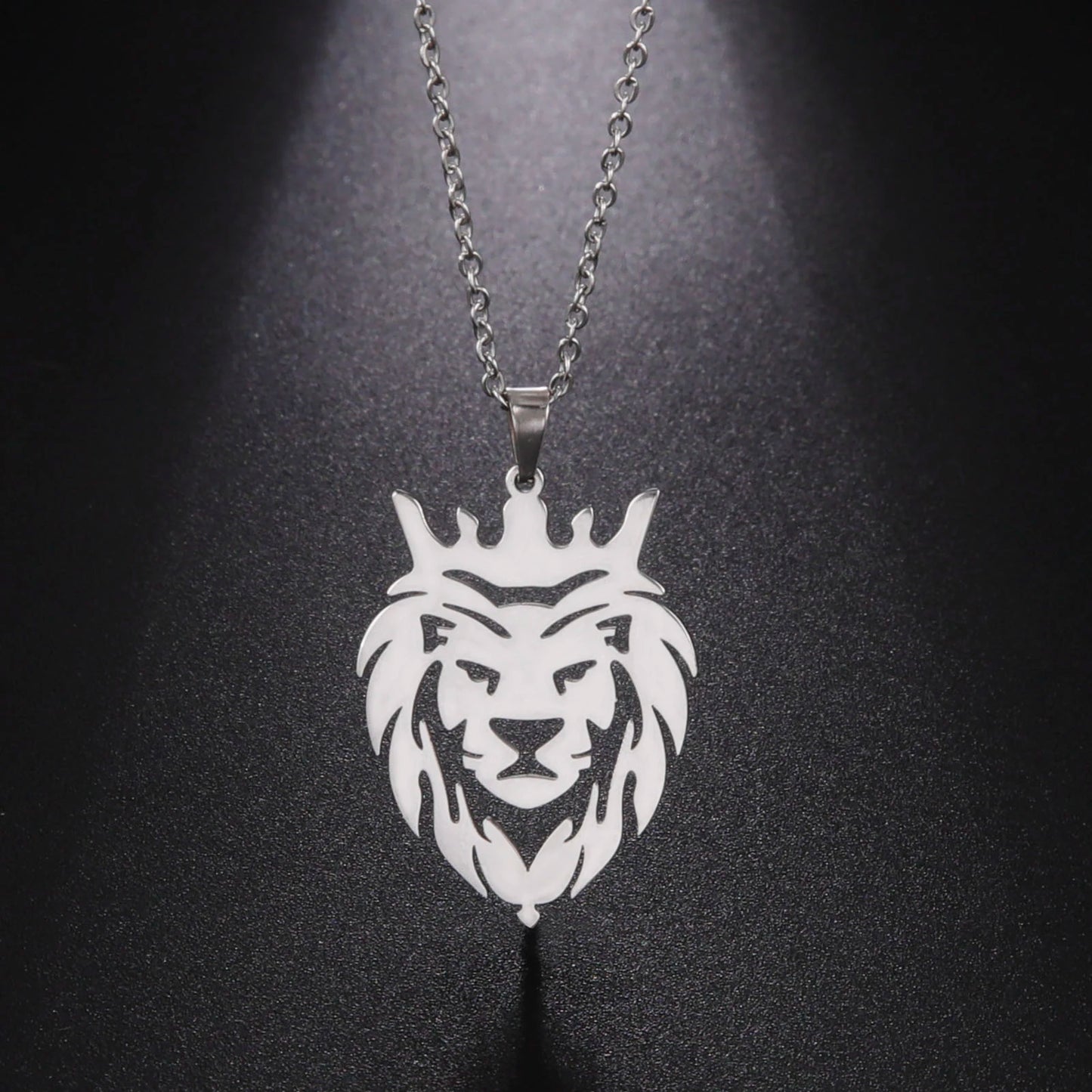 Löwen Halskette | 18k vergoldet